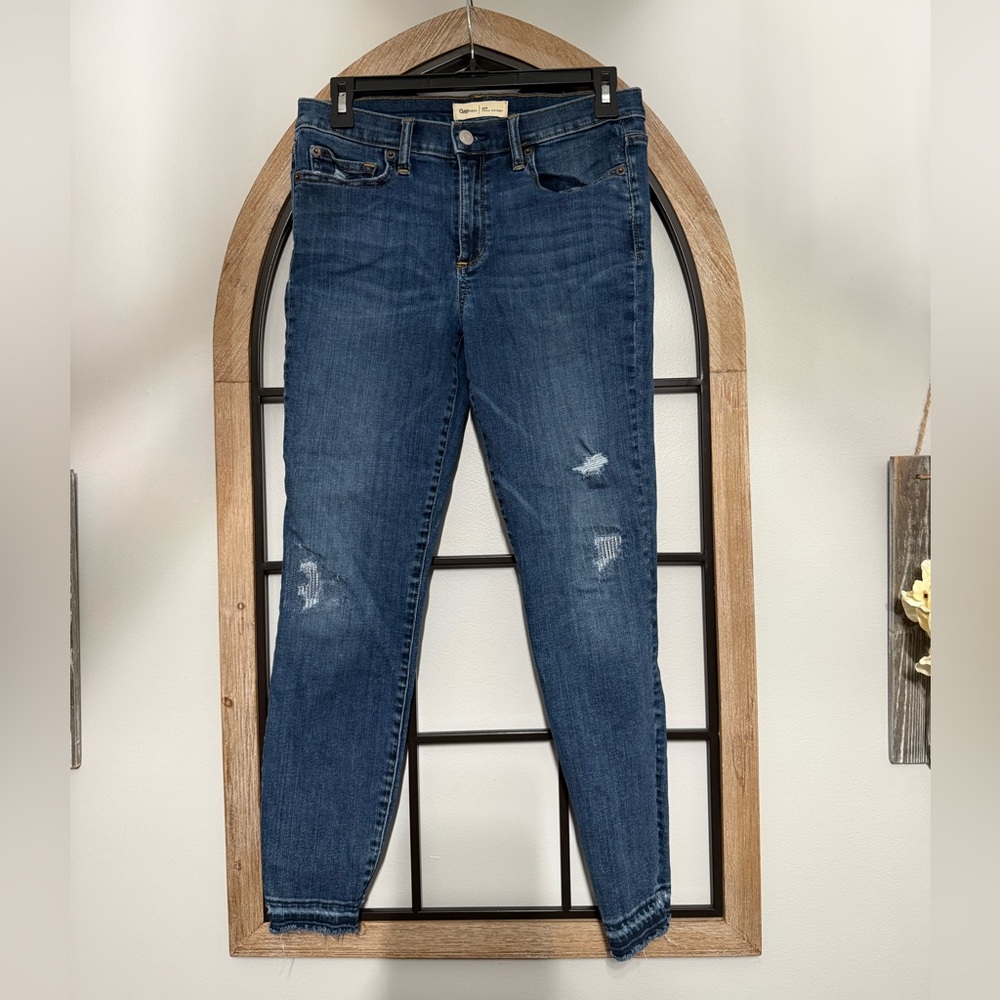 GAP Women's Distressed True Skinny Jeans 29R